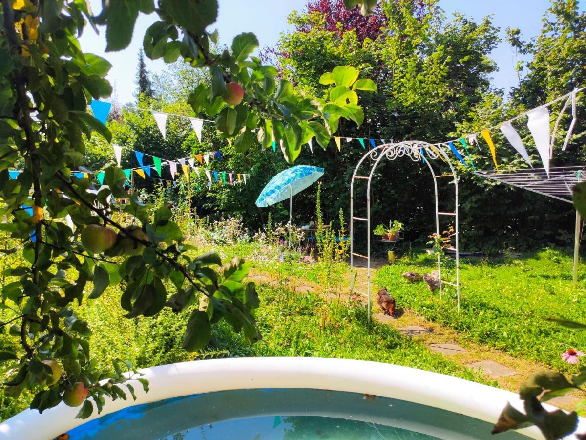 Modernes Zimmer Am Park Mit Garten, Huehner & Enten มิวนิก ภายนอก รูปภาพ